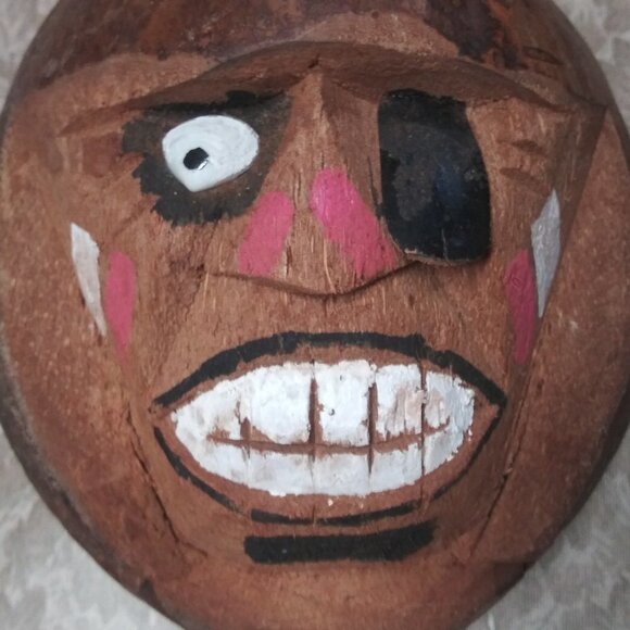 VTG CARVED COCONUT TIKI PIRATE HEAD drink holder/decor Ugly man face Hawaiian - Picture 3 of 10